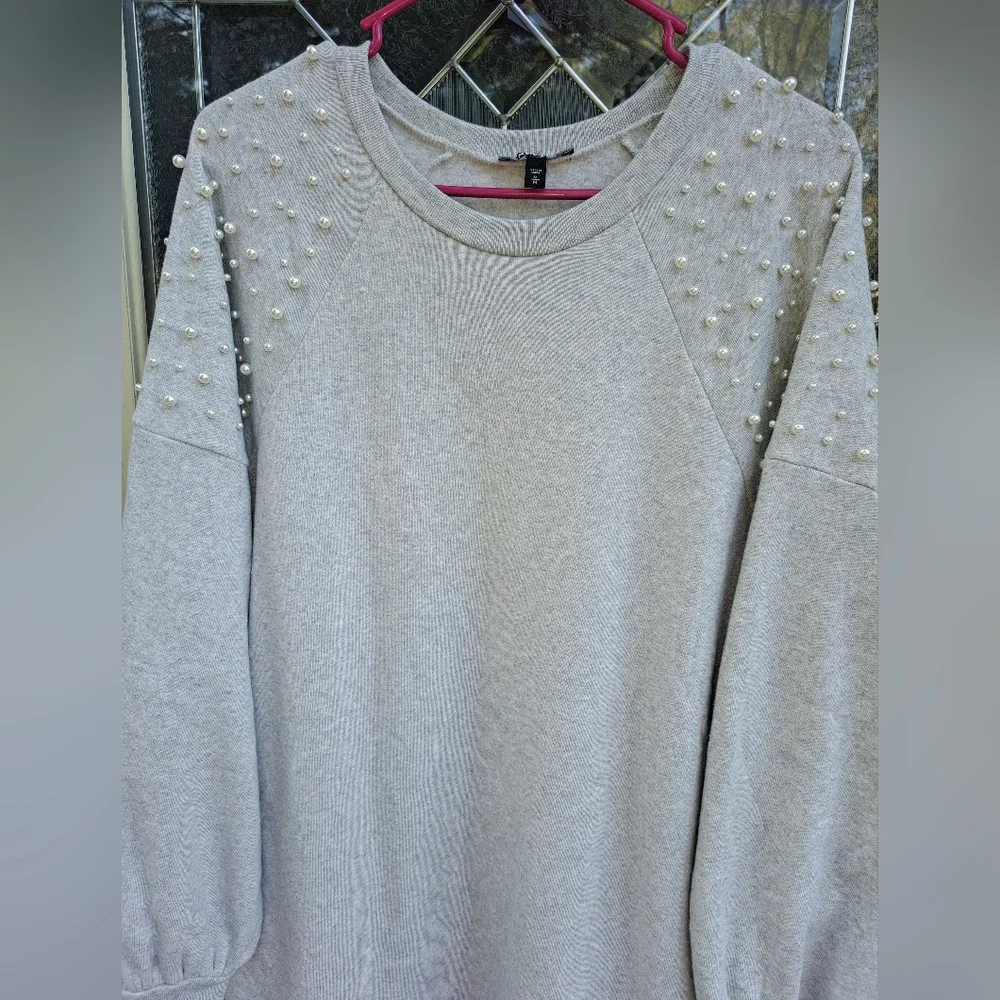 Express Pearl Embellished Gray Sweatshirt Dress Size Meduim - Picture 3 of 10